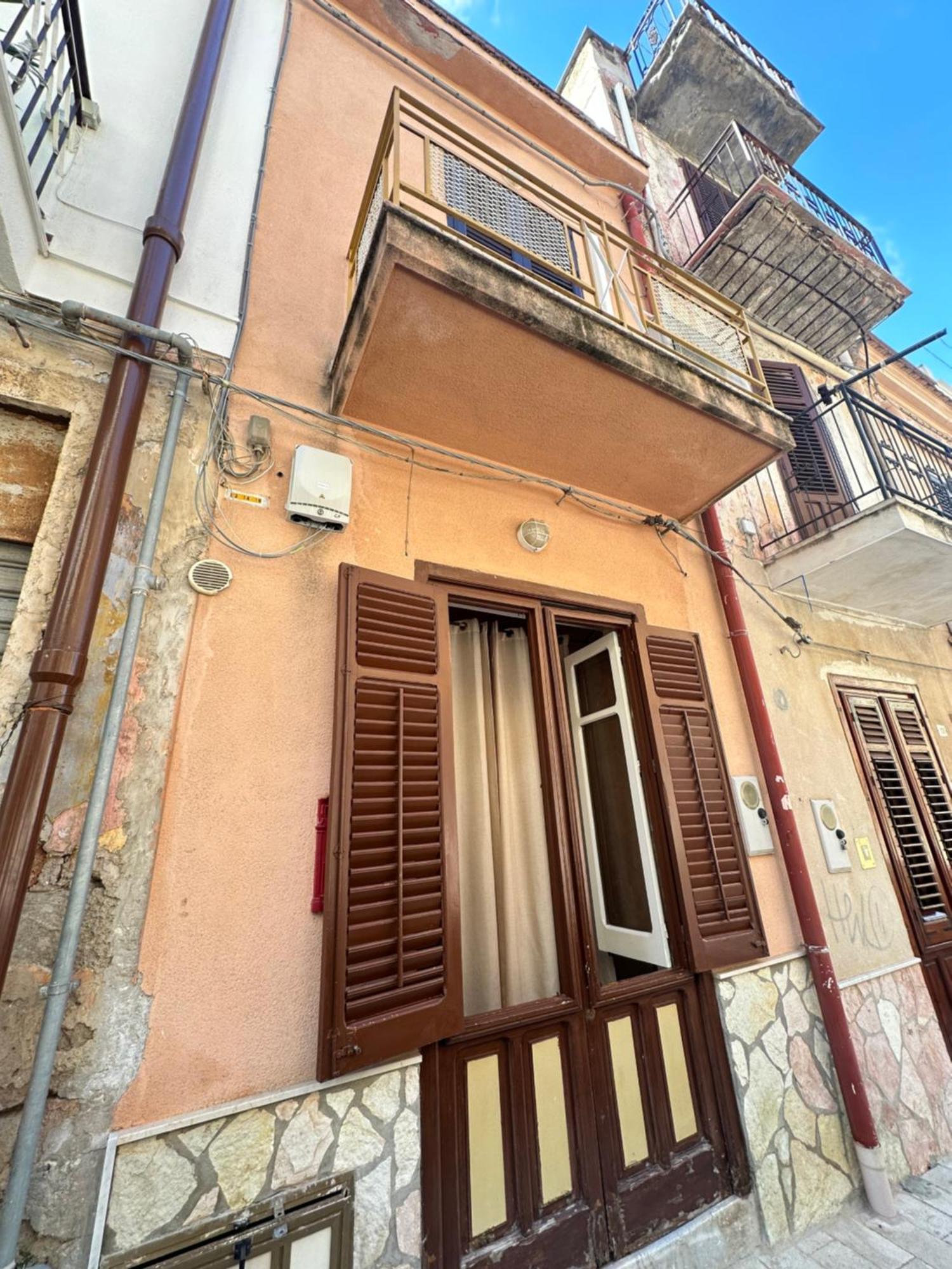 "La Piazza"Di Nino&Daniela Villa Capaci Buitenkant foto